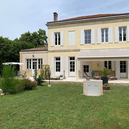 Batisse En Pierre XVII Siecle 115 M² Avec Terrasse Villa Ambares-et-Lagrave Luaran gambar