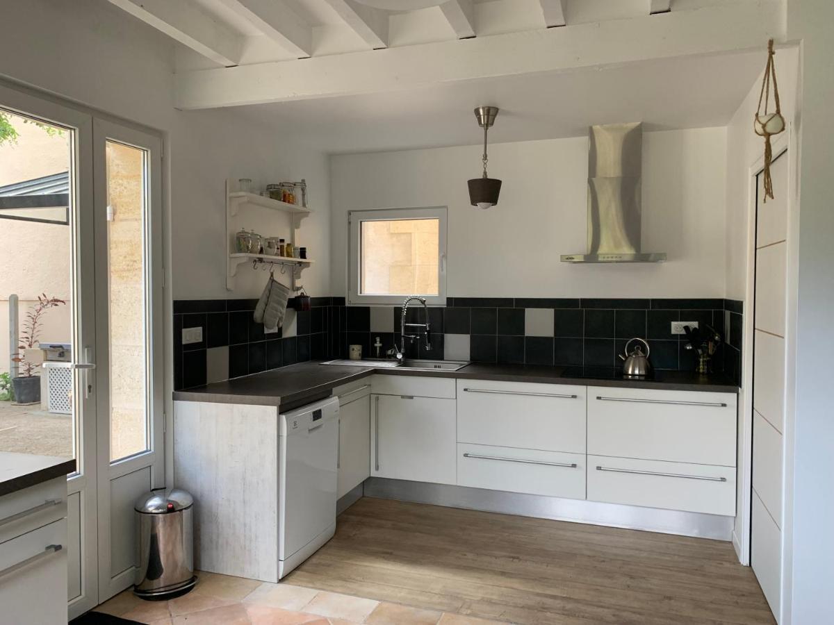 Batisse En Pierre XVII Siecle 115 M² Avec Terrasse Villa Ambares-et-Lagrave Luaran gambar