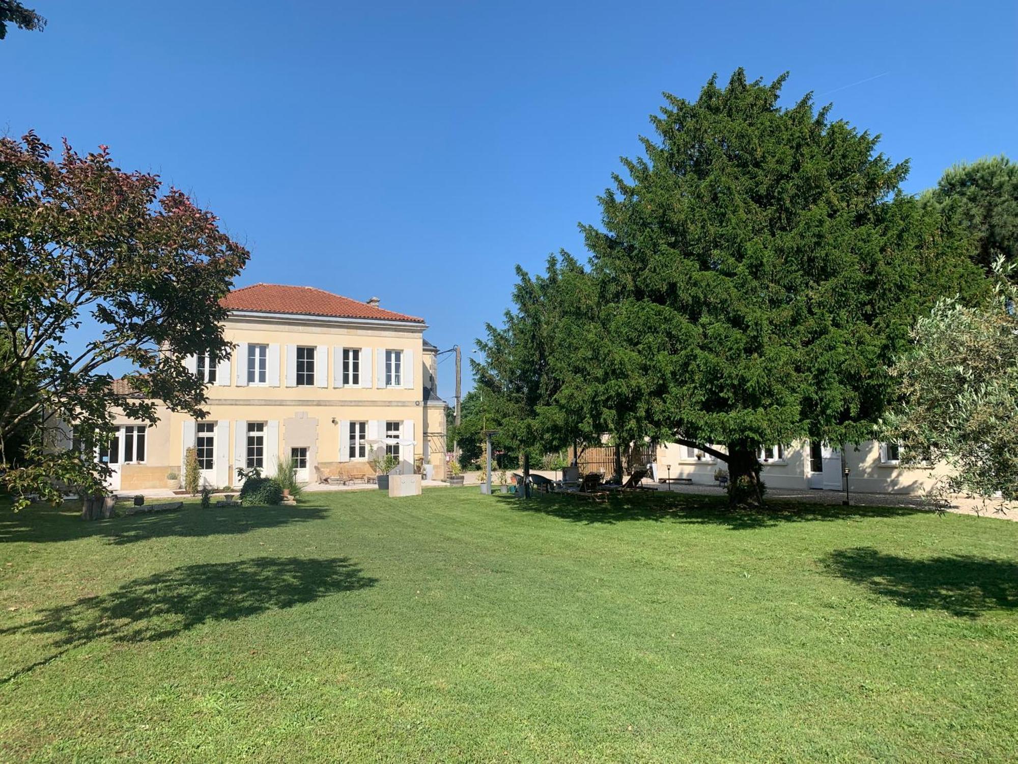 Batisse En Pierre XVII Siecle 115 M² Avec Terrasse Villa Ambares-et-Lagrave Luaran gambar