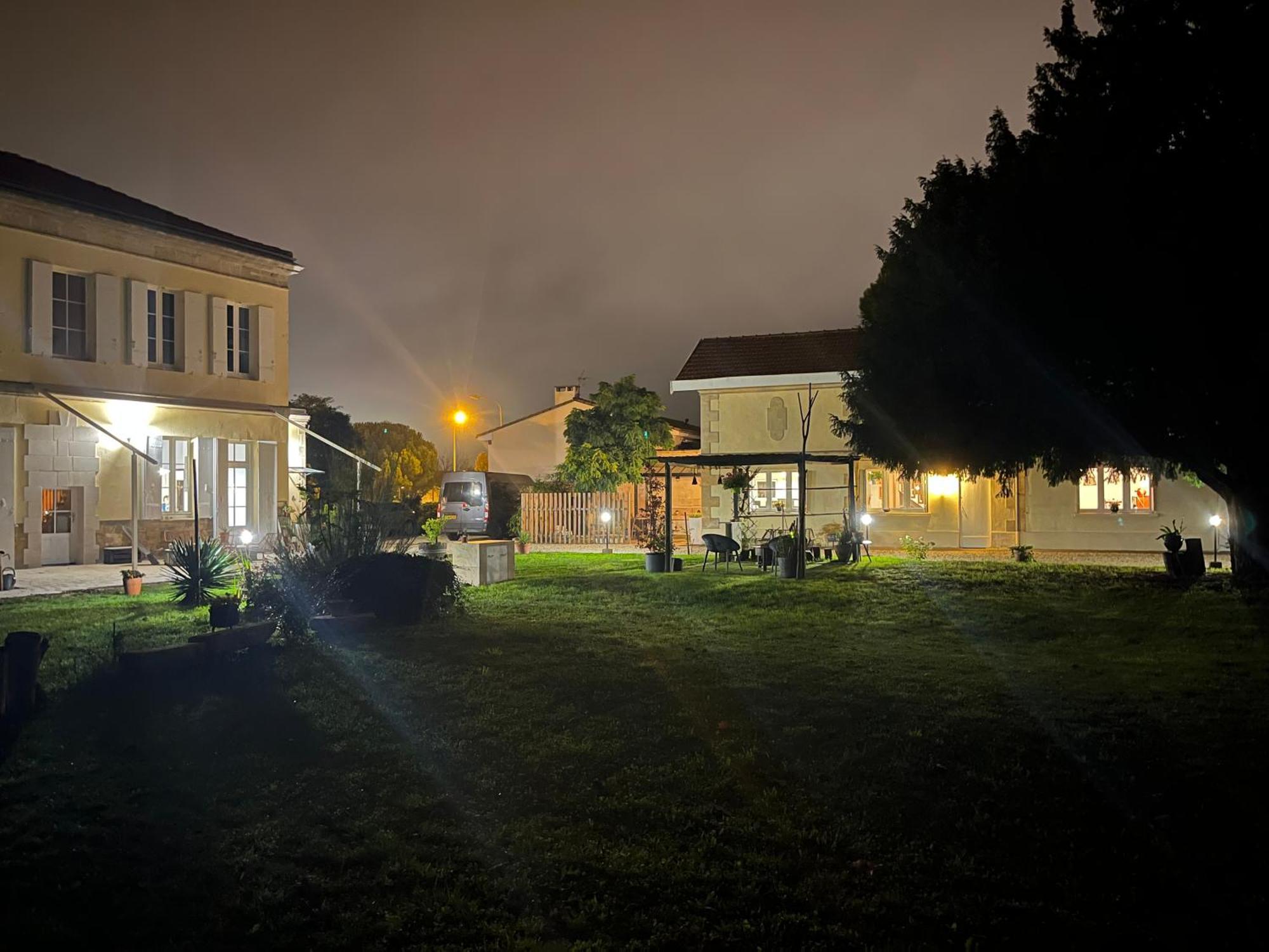 Batisse En Pierre XVII Siecle 115 M² Avec Terrasse Villa Ambares-et-Lagrave Luaran gambar